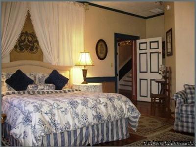 The Fairfield Inn 1757 Δωμάτιο φωτογραφία