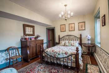 The Fairfield Inn 1757 Εξωτερικό φωτογραφία